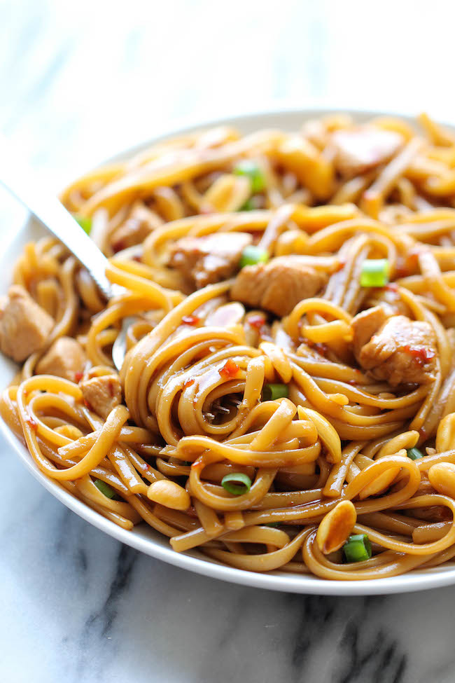 CPK's Kung Pao Spaghetti - A copycat recipe that you can make at home in less than 20 min. And the homemade version tastes 10000x better!