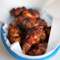 Baked Brown Sugar Chicken Wings With Roasted Red Pepper Cream Sauce