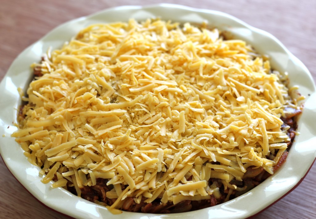 BBQ Chicken Cornbread Pie - The best kind of pie is when BBQ chicken goodness is sitting on a bed of fluffy, crumbly cornbread!