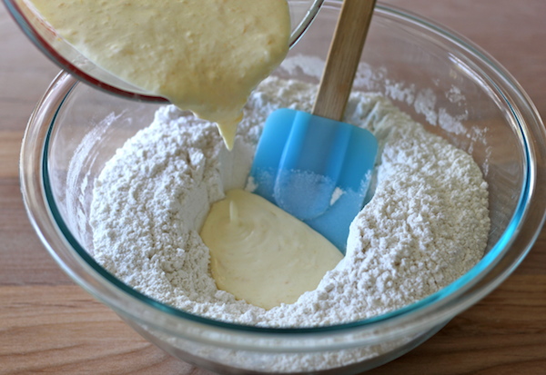 Orange Sour Cream Muffins with Zesty Orange Glaze - Start your mornings off right with these refreshing muffins with a decadent glaze!