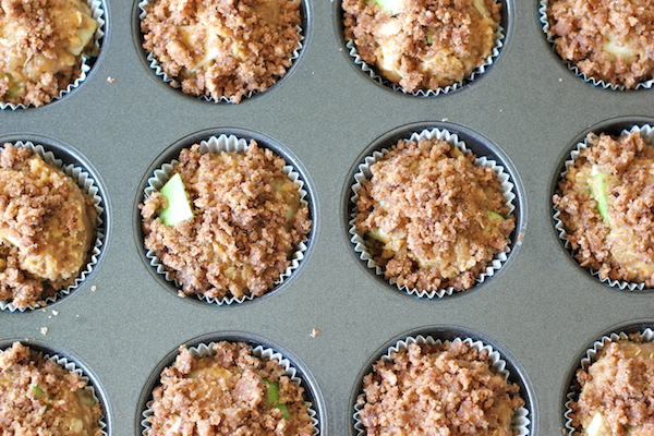 Biscoff Apple Muffins - The perfect excuse to have cookie butter in muffin form for a glorious breakfast!