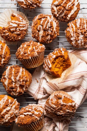 Pumpkin Streusel Muffins