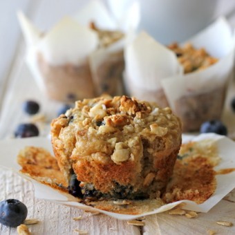 Blueberry Oatmeal Muffins with Granola Crumb Topping