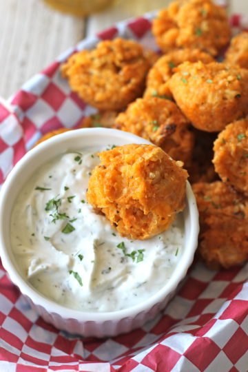 Buffalo Chicken Quinoa Bites with Greek Yogurt Blue Cheese Dip