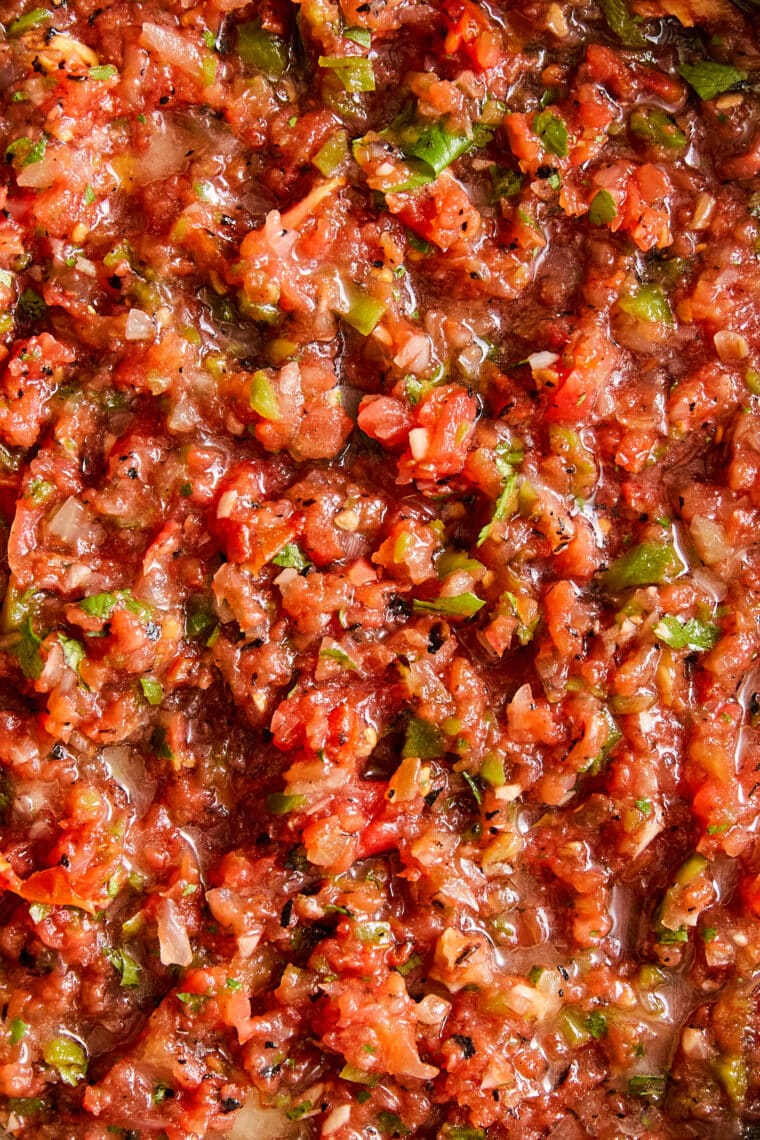 Restaurant Style Salsa - No more store-bought salsa! This quick and easy flavor-packed restaurant-quality salsa comes together in just 10 min!