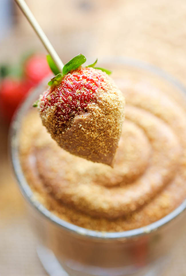 Chocolate Cheesecake Dip - This dip is unbelievably delicious, creamy, easy to make, and always a crowd pleaser!