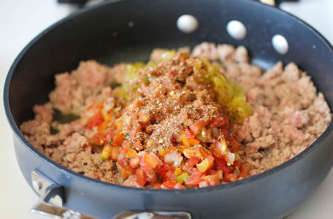 Taco Lettuce Wraps - A wonderfully healthy, low carb alternative to traditional tacos, packed with tons of flavor and protein!