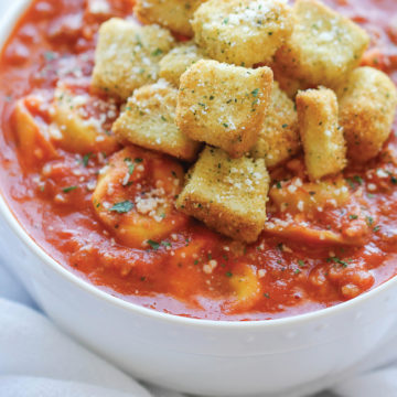 Tuscan Tortellini Soup