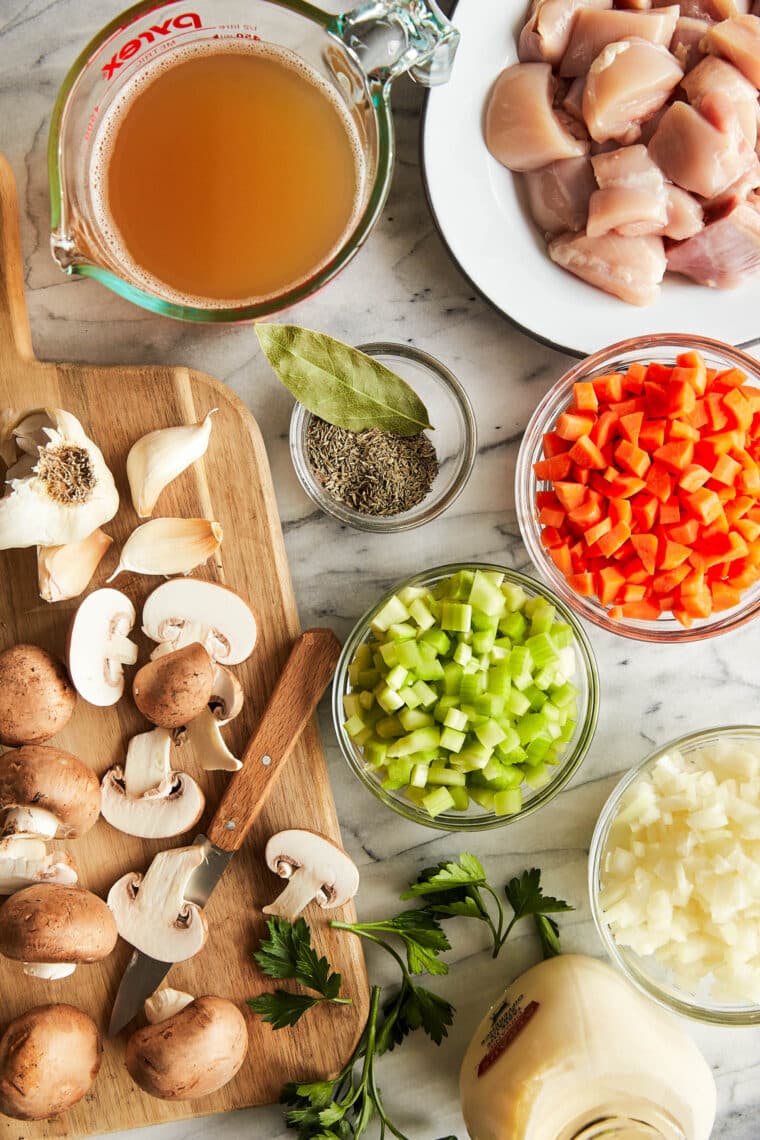 Creamy Chicken and Mushroom Soup - Velvety creamy mushroom soup! So cozy, comforting, hearty. A 30 min recipe, truly weeknight-dinner worthy!