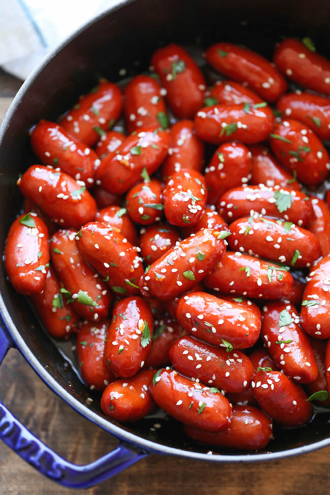 Honey Garlic Little Smokies - Easy peasy, fool-proof cocktail sausages that are amazingly sweet and savory, and of course, completely irresistible!