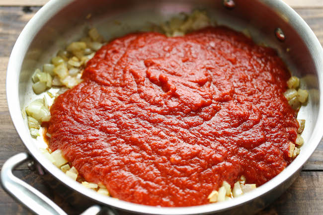 One Pot Shrimp Parmesan Pasta - The boring old spaghetti gets a fun twist in this super easy one pot meal - even the pasta gets cooked right in!