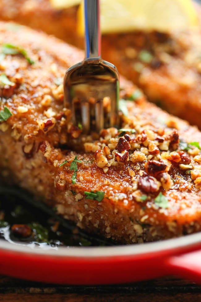 Pecan Crusted Salmon with Lemon Glaze - An epic crunchy pecan crust that comes together in just 5 min - easy peasy. And the lemon glaze is to die for!