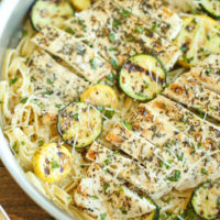 Garlic Butter Fettuccine with Chicken and Zucchini