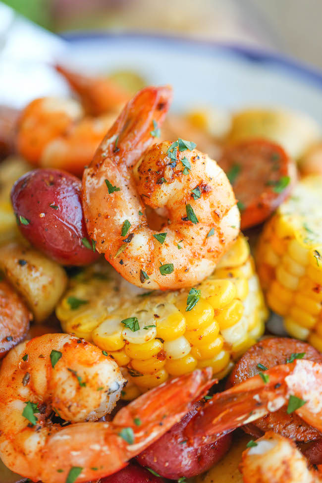 Shrimp Boil Foil Packets - Easy, make-ahead foil packets packed with shrimp, sausage, corn and potatoes. It's a full meal with zero clean-up!