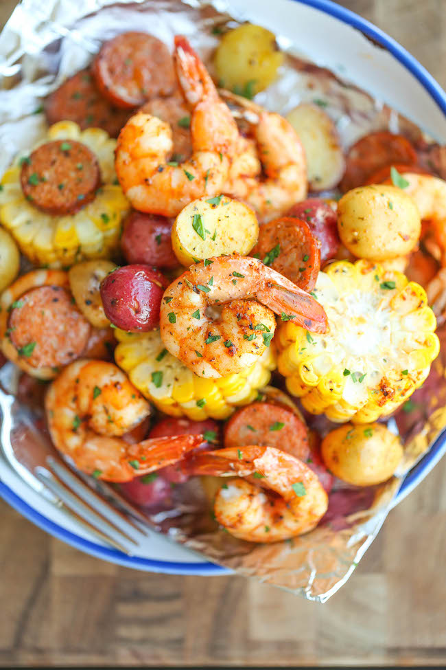 Shrimp Boil Foil Packets - Easy, make-ahead foil packets packed with shrimp, sausage, corn and potatoes. It's a full meal with zero clean-up!