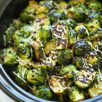 Slow Cooker Balsamic Brussels Sprouts