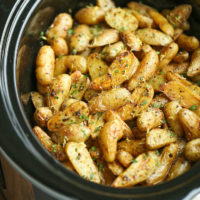 Slow Cooker Greek Potatoes