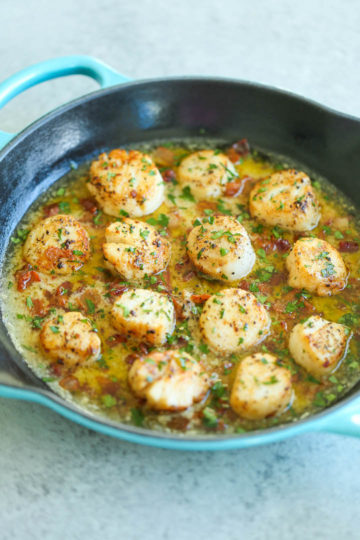 Bacon Scallops with Garlic Butter Sauce