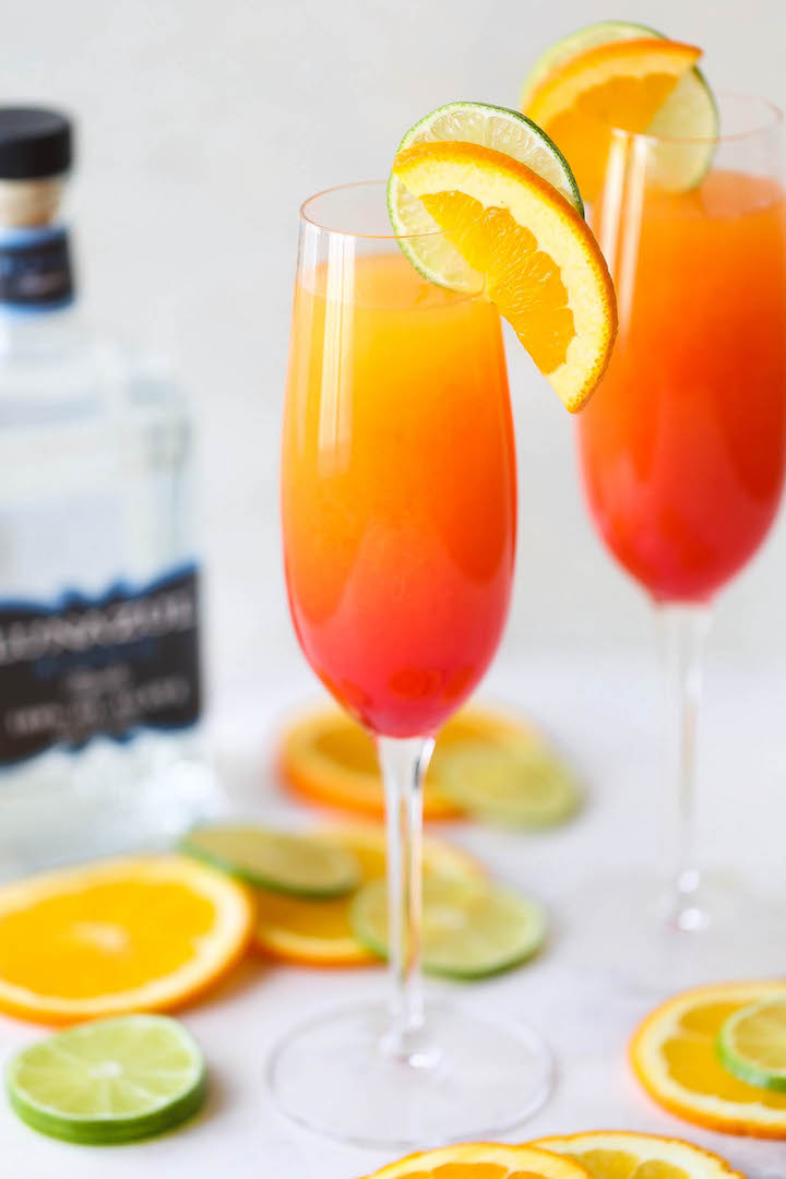 Tequila Sunrise Mimosa - Easy peasy 4-ingredient mimosas that are sure to impress everyone! Plus, you only need 5 minutes to whip this up. That's it!