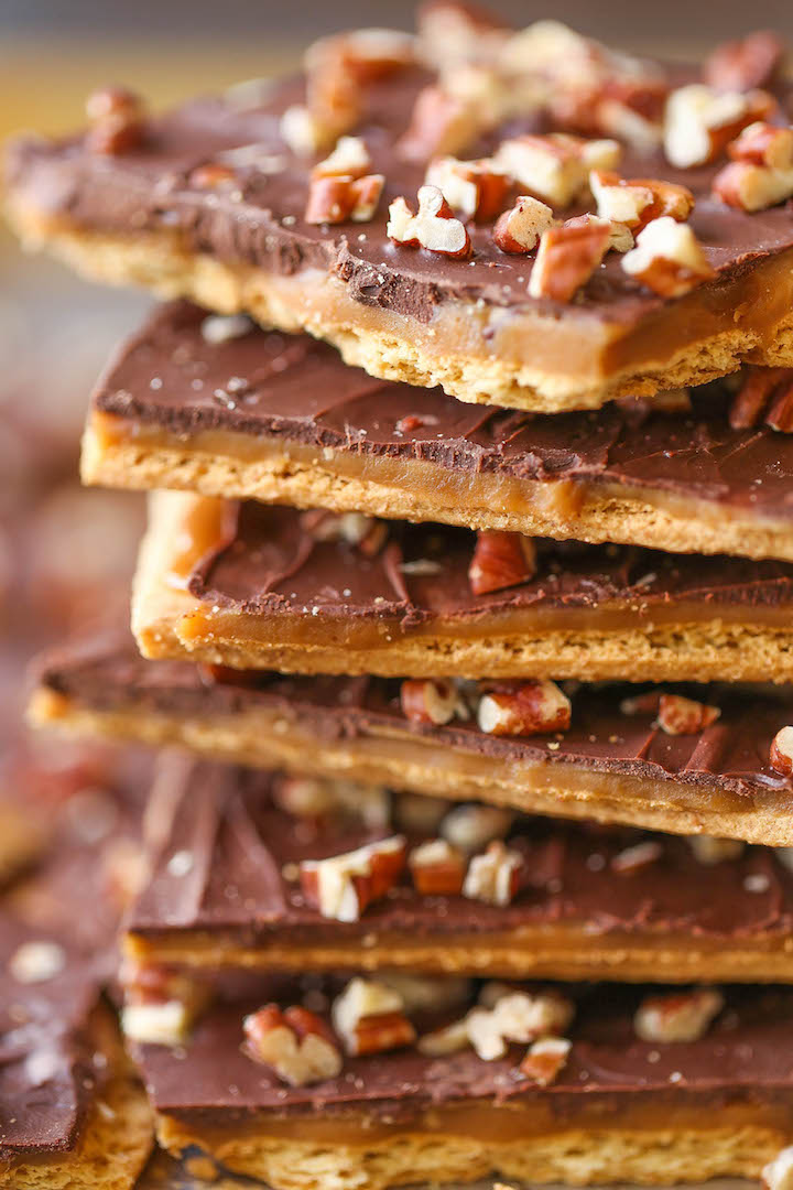 Graham Cracker Toffee - So crisp, so buttery and just so darn addictive! A must for the holidays. And it's SO MUCH EASIER to make than you think. Promise!