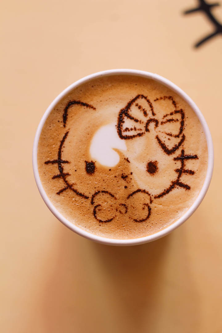 What to Eat in Seoul, South Korea - The ULTIMATE Seoul travel guide of Korean food! The most amazing, cheap and must eat street foods for all foodie lovers! 