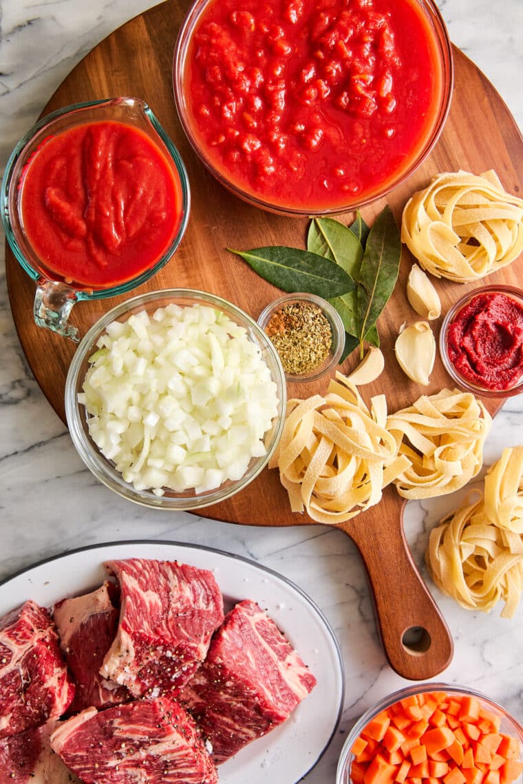 Instant Pot Ragu - The best beef ragu you can make in just a fraction of the time! And the beef is just melt-in-your-mouth, fall apart tender!