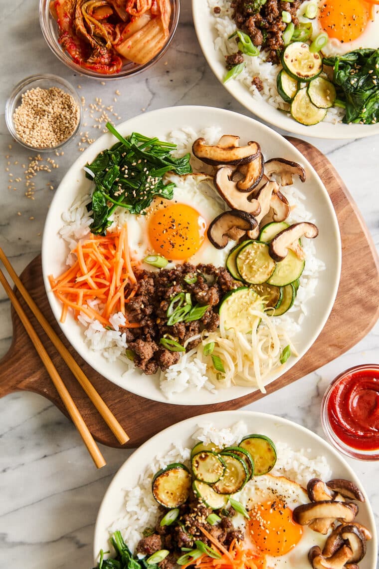 Quick Korean Bibimbap (Korean Rice Bowl) - Easy, make-ahead Korean bibimbap! Perfect for quick dinners during the week, and so customizable!