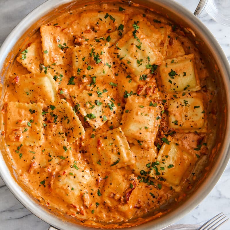 250409_DD_Ravioli-Sun-Dried-Tom-Cream-Sauce_670